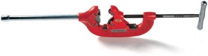 RIDGID HEAVY DUTY 4-WHEEL CUTTER  2-1/2 - 4" - 44S