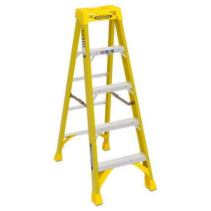WERNER Stepladder: 5 ft Ladder Size, Fiberglass, 375 lb Load Capacity, 19 lb Wt, 2.8 ft Standing Ht