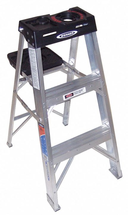 WERNER Stepladder: 3 ft Ladder Size, Aluminum, 300 lb Load Capacity, 9 lb Wt, 1 ft Standing Ht