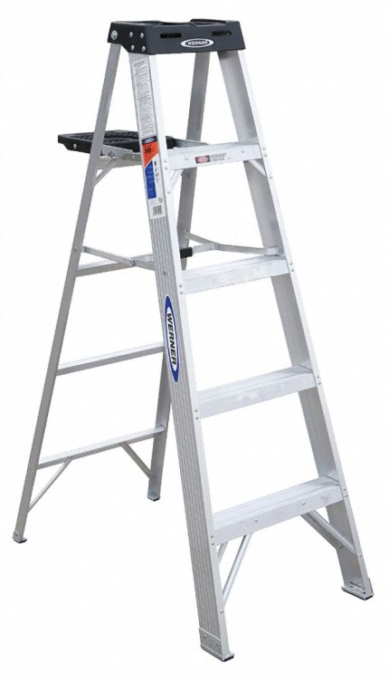 WERNER Stepladder: 5 ft Ladder Size, Aluminum, 300 lb Load Capacity, 14 lb Wt, 2.8 ft Standing Ht