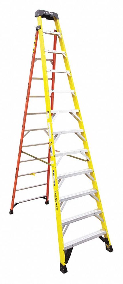 WERNER Stepladder: 12 ft Ladder Size, Fiberglass, 375 lb Load Capacity, 49 lb Wt