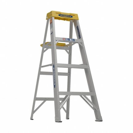 WERNER Stepladder: 4 ft Ladder Size, Aluminum, 300 lb Load Capacity, 9 lb Wt, 1 ft Standing Ht
